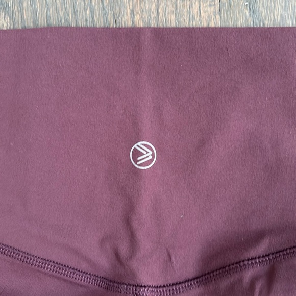 New SAVVI Leggings Compression High Rise  Waist Medium Eggplant - Picture 4 of 5